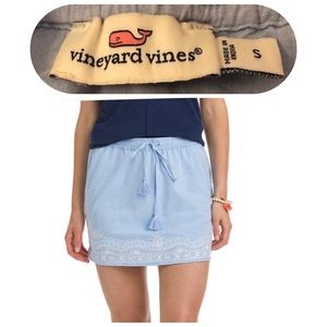Vineyard Vines Embroidered Skirt Tassel Tie